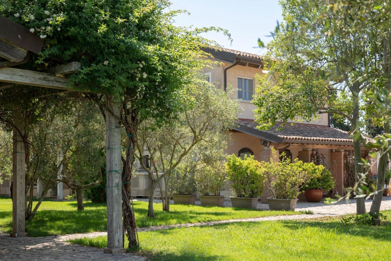 Guadalupe Tuscany Resort Braccagni ภายนอก รูปภาพ